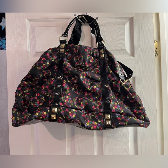 Betsey Johnson HUGE duffle Weekender handbag ditsy floral skull studded RARE HTF - Picture 2 of 15